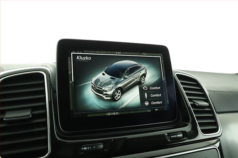 Mercedes-Benz GLE (2016) AMG line 350 d 4MATIC - fotka 16 z 20