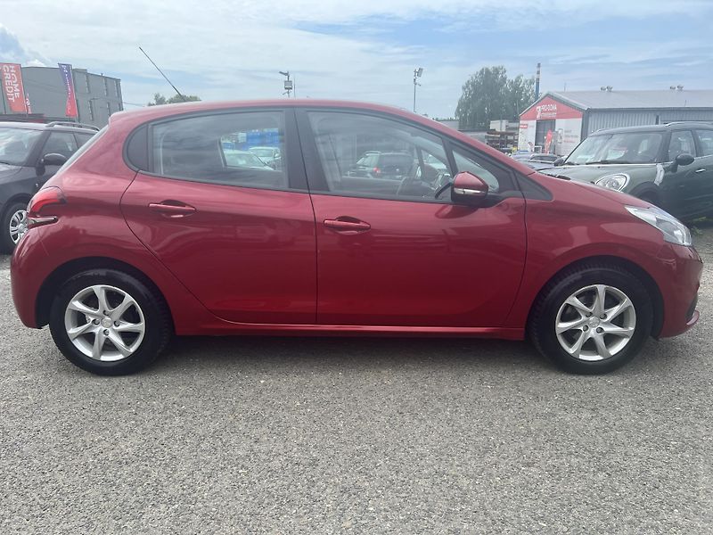 Peugeot 208 1.2i KAMERA KLIMA PŮVOD ČR - fotka 8 z 41