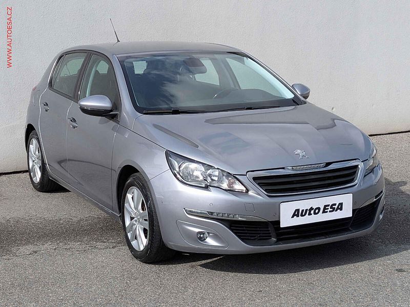 Peugeot 308 (2017) 1.2PT, 1.maj,ČR, AC, park - fotografie inzerátu