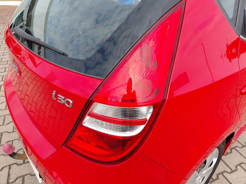 Hyundai i30 (2010) 1.4CVVT  - fotka 13 z 25