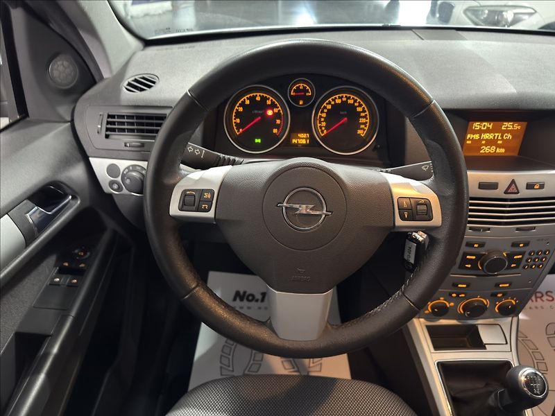 Opel Astra 1,6   i H KLIMATIZACE TEMPOMAT - fotka 22 z 36