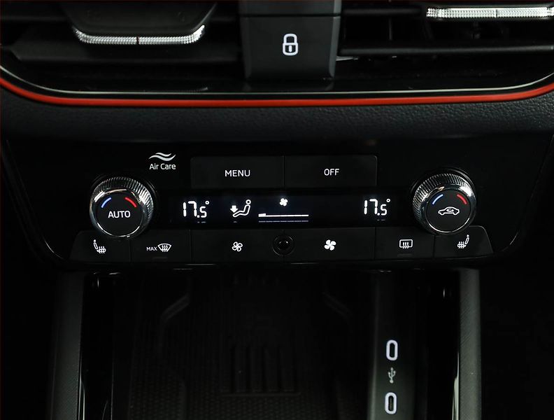 Škoda Scala (2024) 1.0 TSI - fotka 12 z 17