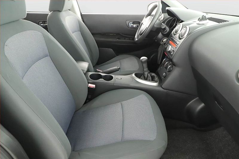 Nissan Qashqai (2010) 1.6, nová STK, Tažné - fotka 7 z 14