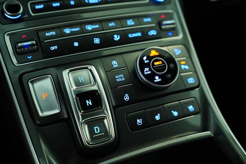 Hyundai Santa Fe - fotka 24 z 30