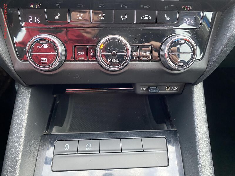 Škoda Octavia (2017) 1.6TDi, ČR, STK11/27 - fotka 18 z 18