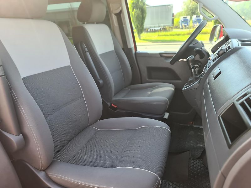 Volkswagen Multivan (2011) 2.0 TDi 103-KW WEBAST OLOMOUC - fotka 42 z 109