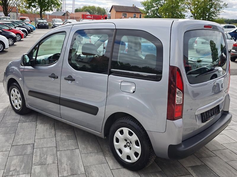 Peugeot Partner (2015) Tepee 1,6 HDI 73 KW - fotka 7 z 25