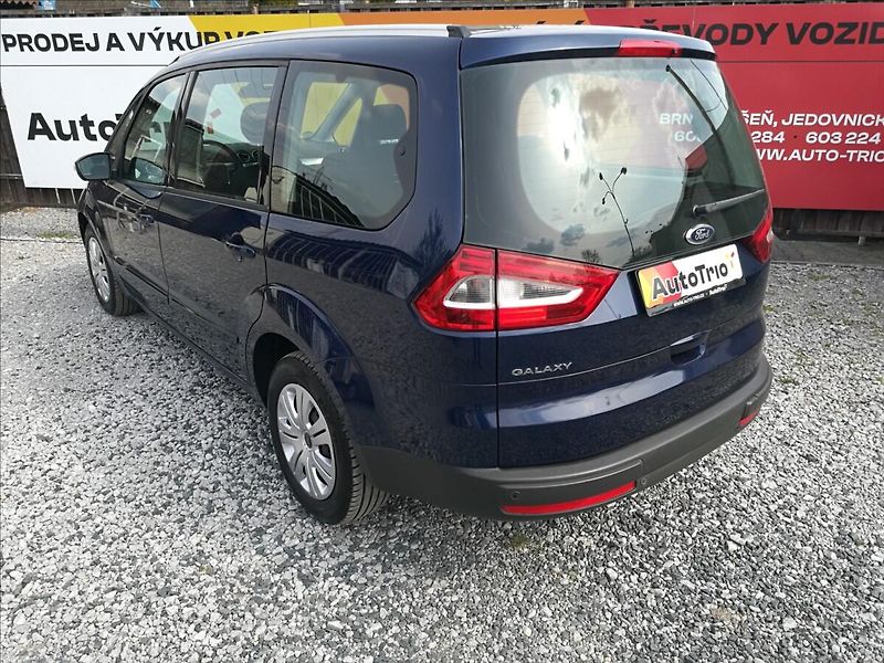 Ford Galaxy 2,0 TDCi 1.majitel - fotka 4 z 19