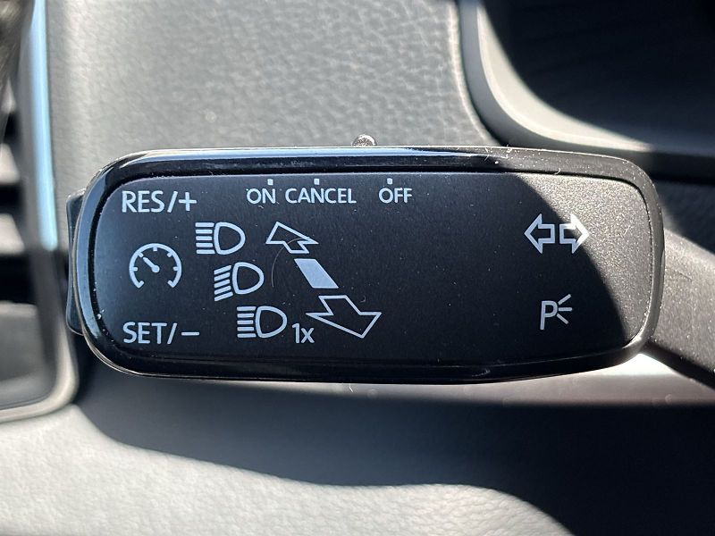 Škoda Karoq (2023) 1.5 TSI DSG Ambition - fotka 18 z 27
