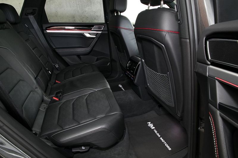 Volkswagen Touareg 3.0TDI 210kW R-Line Edition 20 - fotka 15 z 50