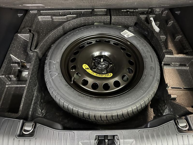 Ford Kuga 1,5   1,5 TSI TITANIUM 111 kW - fotka 16 z 16