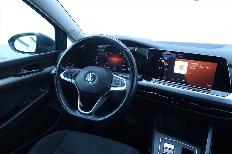 Volkswagen Golf (2022) Life 2.0 TDI, Automat - fotka 7 z 25