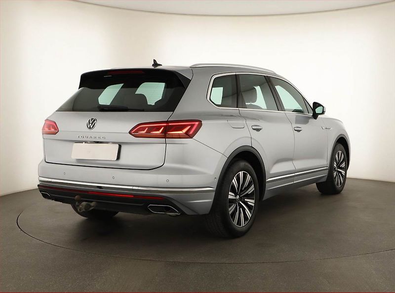 Volkswagen Touareg (2020) 3.0 TDI - fotka 5 z 31