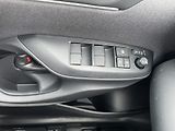 Toyota Yaris Cross 1.5 Hybrid 130k ODBĚR IHNED - náhled 26