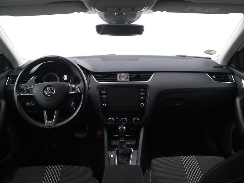 Škoda Octavia 1,5 TSI 110kW DSG Style LED - fotka 21 z 29