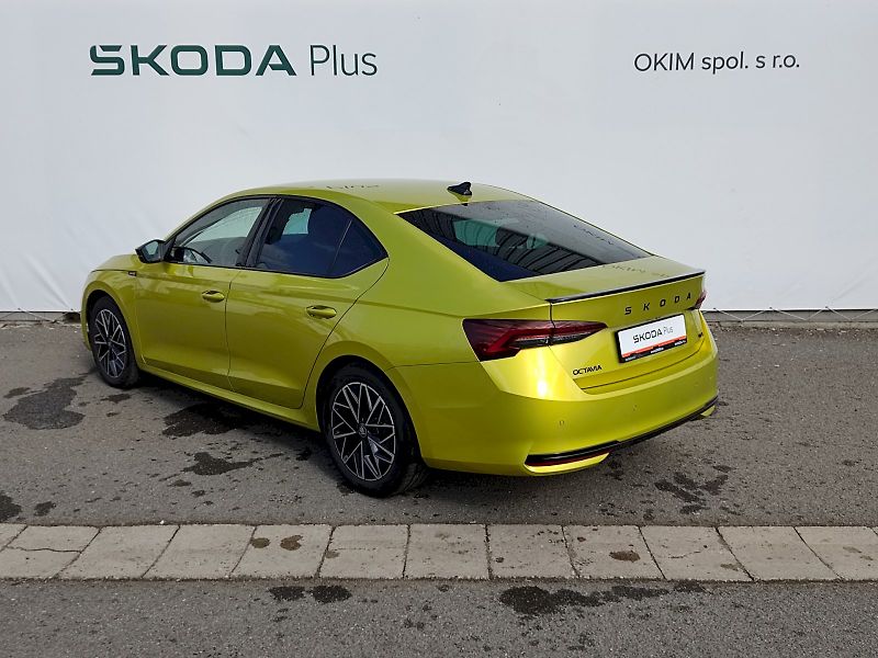 Škoda Octavia (2025) SportLine 2,0 Tsi 150 Kw 4x4 D - fotka 34 z 39