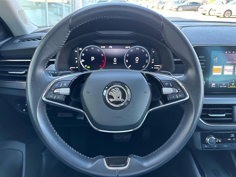 Škoda Kamiq 1.5TSI 110 kW STYLE DSG - fotka 13 z 30