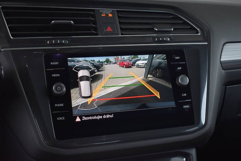 Volkswagen Tiguan Allspace (2023) 2.0TDI 110kW DSG, LED - fotka 22 z 24