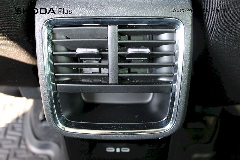 Škoda Octavia (2023) Combi Style 1.5 TSI 110 kW DSG - fotka 24 z 26