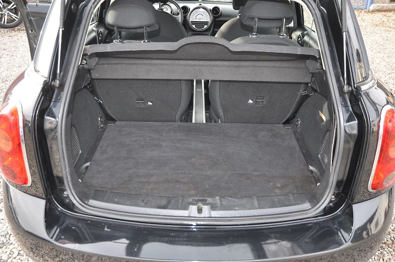 Mini Countryman 1.6i 72kW - fotka 8 z 17