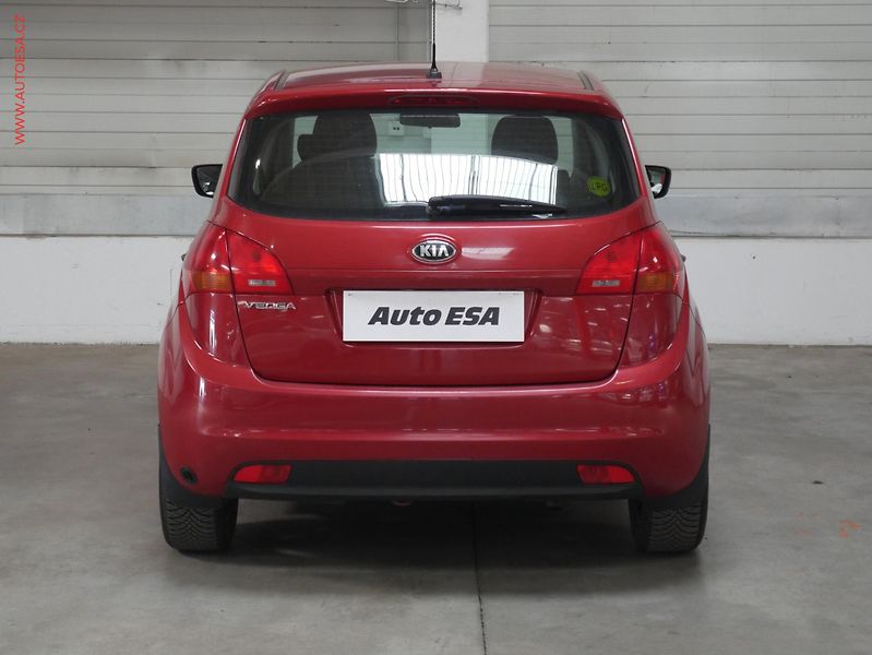 Kia Venga (2013) 1.4i, 2.maj,ČR, AC - fotka 5 z 14