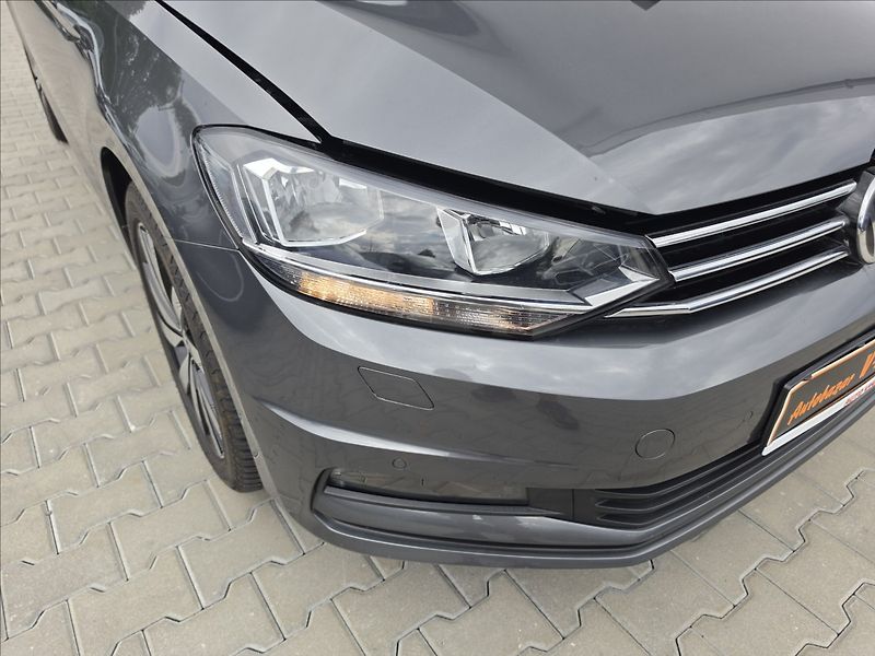 Volkswagen Touran 1,4 TSi 110KW DSG 7 MÍSTNÝ - fotka 49 z 52