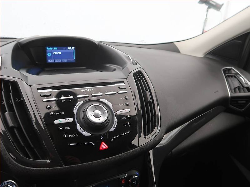 Ford Kuga (2013) Titanium 2.0 TDCi, 4X4 - fotka 12 z 17