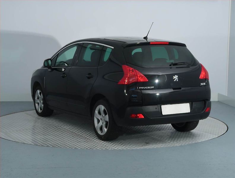 Peugeot 3008 (2012) 2.0 HDi, Navi, Tempomat - fotka 4 z 13