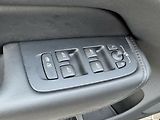 Volvo XC60 PLUS DARK B4 AWD 145kW - náhled 26