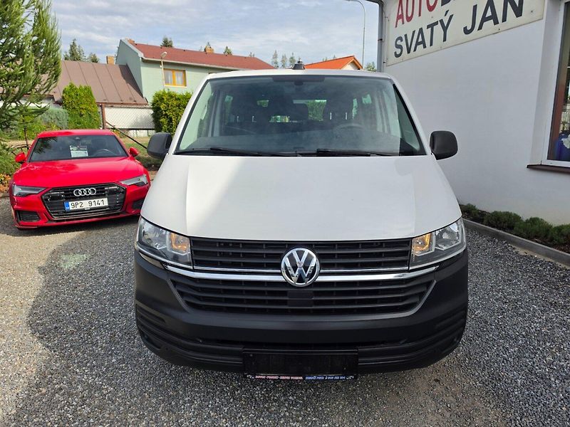 Volkswagen Transporter (2022) T6.1  2.0 TDI 9 míst - fotka 8 z 20