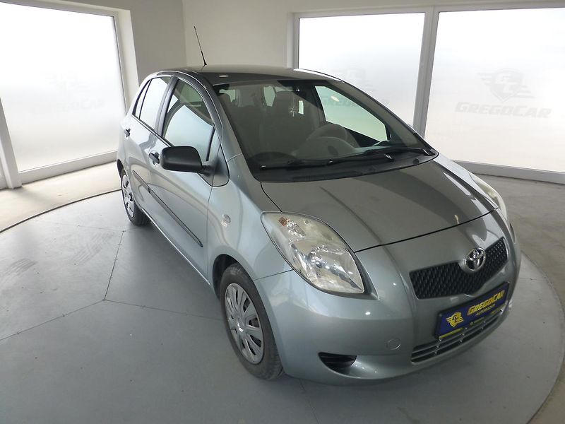 Toyota Yaris (2007) 1,3i-64KW**KLIMA*TAŽNÉ***5DV - fotka 3 z 24