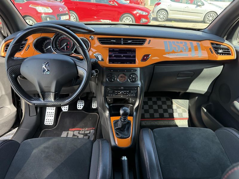 Citroën DS3 1.6 VTi 152kW Sport - fotka 5 z 18