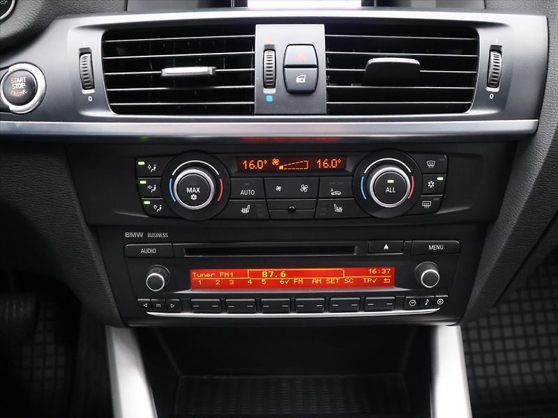 BMW X3 20d 2,0 xDrive 135kW Aut.klima - fotka 18 z 26