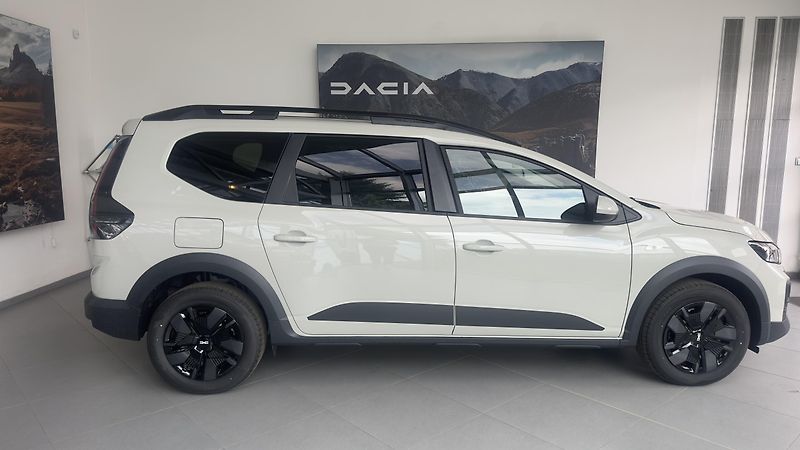 Dacia Jogger (2026) Expression Eco-G 120 7 míst - fotka 2 z 19