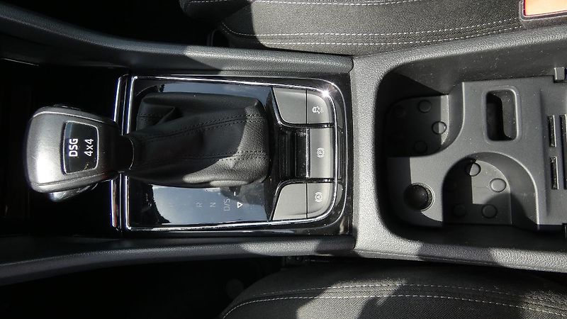 Škoda Kodiaq 140 kW Style 4x4xDSG - fotka 18 z 24