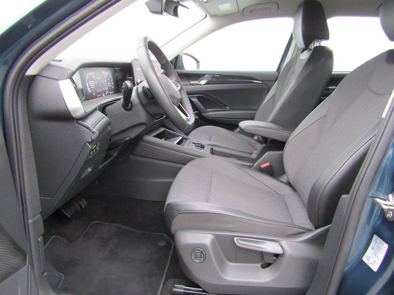 Volkswagen Tayron (2025) 2.0 TDI 142KW DSG 4x4 - 7 míst - fotka 19 z 30