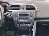 Renault Kadjar (2015) 1.6dCi 4WD, ČR, AC, TZ, park - náhled 12