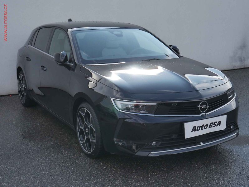 Opel Astra (2023) 1.2PT, 1.maj,ČR, Elegance - fotka 1 z 15