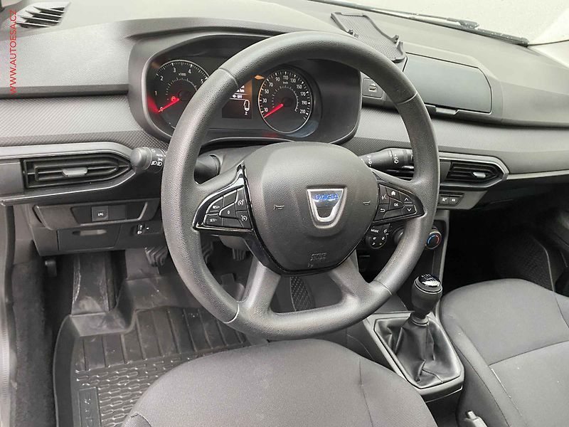 Dacia Sandero (2022) 1.0 TCe, ČR, LED, AC, temp - fotka 12 z 15