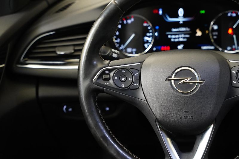 Opel Insignia - fotka 15 z 27