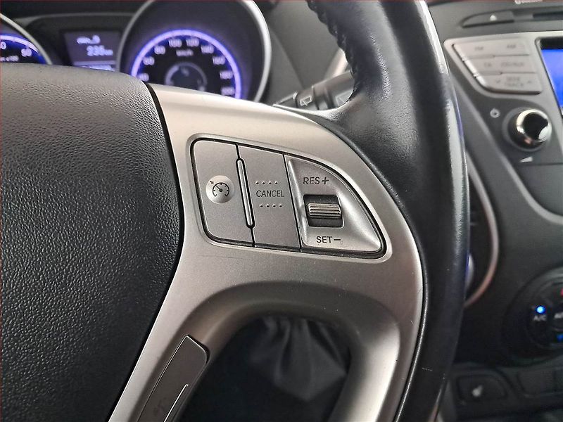 Hyundai ix35 (2012) 1.6 GDI, Tempomat - fotka 16 z 17