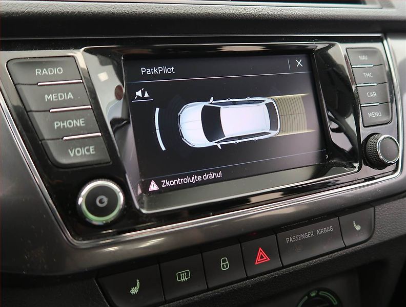 Škoda Fabia (2021) 1.0 TSI, Serv.kniha, Navi - fotka 19 z 20