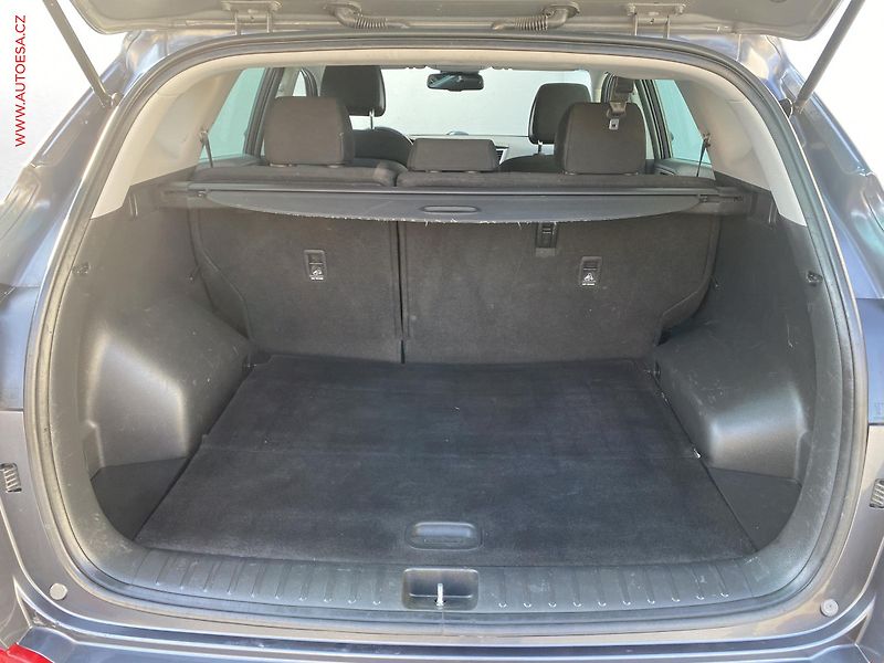 Hyundai Tucson (2016) 1.7 CRDi, Navi - fotka 7 z 19