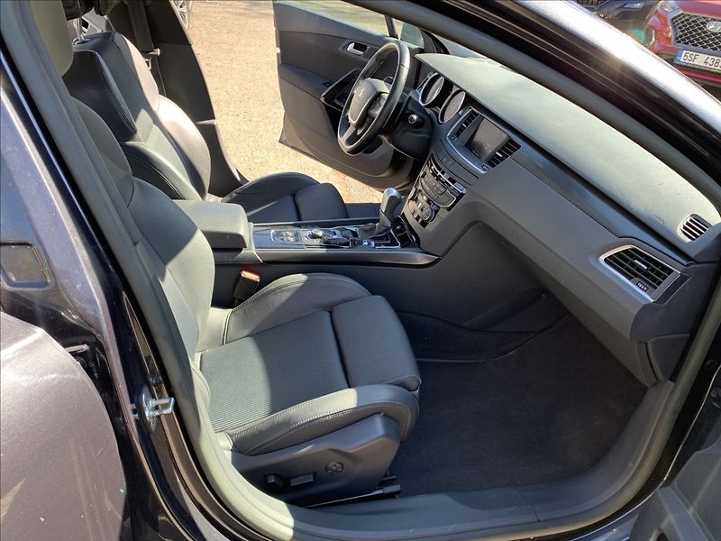 Peugeot 508 2,0 HDI AUTOMAT,ČR,SERVISKA - fotka 14 z 18