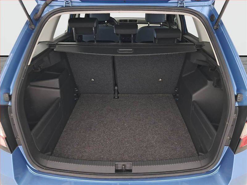 Škoda Fabia (2015) Ambition 1.2 TSI, ČR,1.maj - fotka 13 z 14