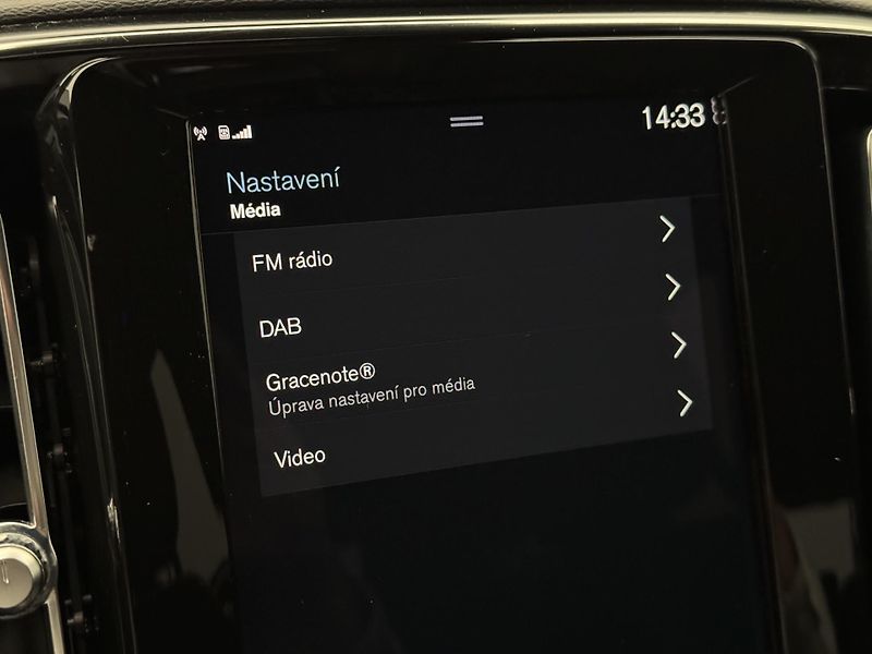 Volvo XC40 T4 RECHARGE ULTIMATE AUT - fotka 39 z 51