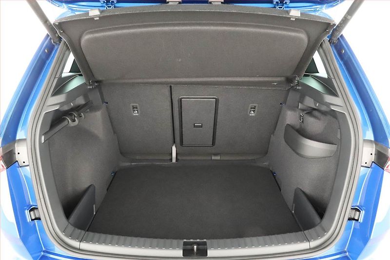 Škoda Karoq (2025) 1.5 TSI, Sportline, Navigace - fotka 19 z 20