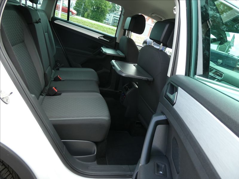 Volkswagen Tiguan 2,0 TSi 140kW DSG 4Motion,weba - fotka 28 z 52