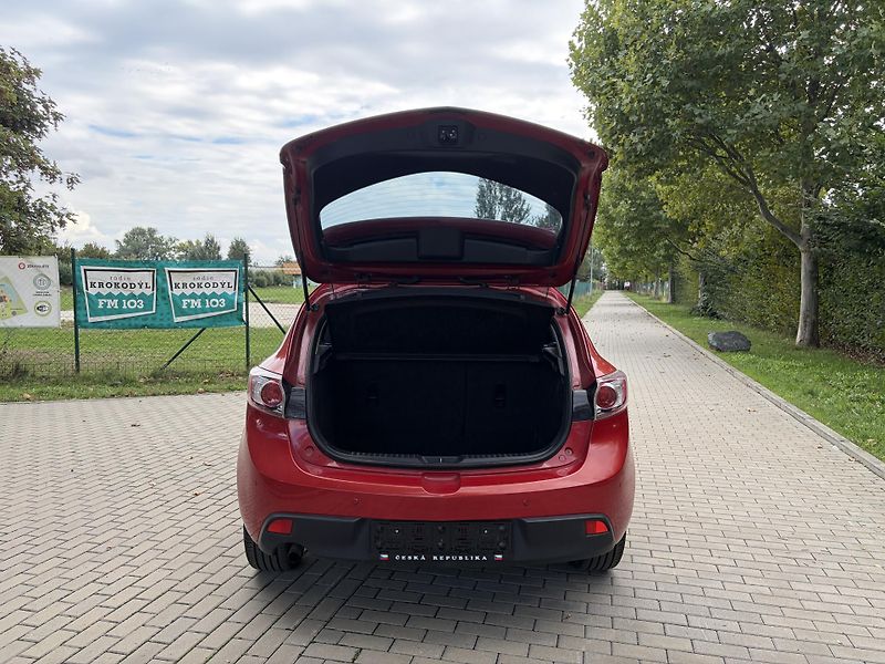 Mazda 3 1.6 High-Line - fotka 22 z 30