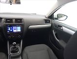 Volkswagen Jetta (2011) 1.6 TDI, Park. senzory - náhled 8